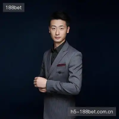 姚然